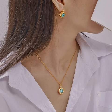 Vintage Copper Zirconia Jewelry For Women Chic Gold Plated Square Cushion Cut Stone Necklace Or Stud Earrings Fashion Accessories