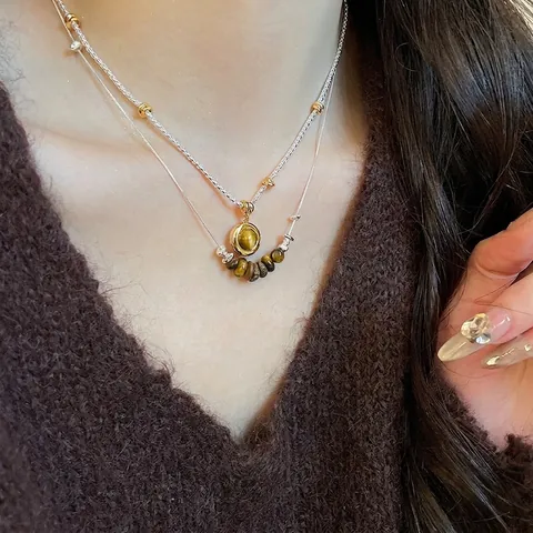 Retro Round Tiger's Eye Stone Pendant Necklace For Women Two-Tone Metal Beaded Clavicle Chain Adjustable Jewelry