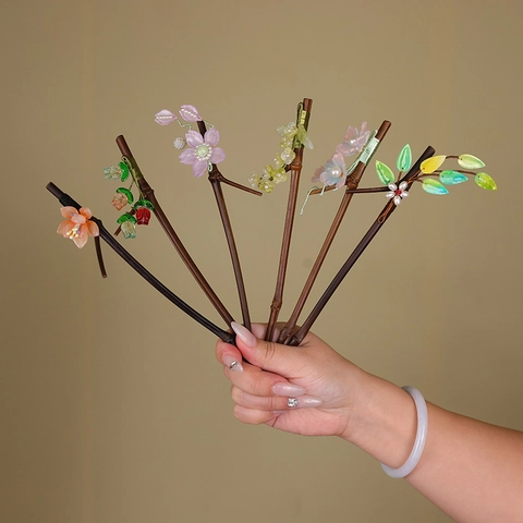 Vintage Wood Hair Stick Lampwork Flower Artificial Pearl Elegant Hanfu Hairpin For Women Classical Ethnic Styling Accessory