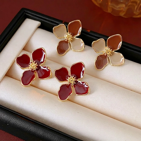 Vintage Flower Stud Earrings Alloy Enamel Zircon Floral Jewelry With Silver Earring Post Retro Palace Style For Women
