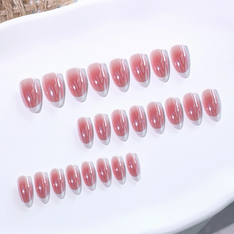 Faux Ongles French Tip Forme Amande Nude Rose Blush Brillant Ongles Pour Femmes Manucure