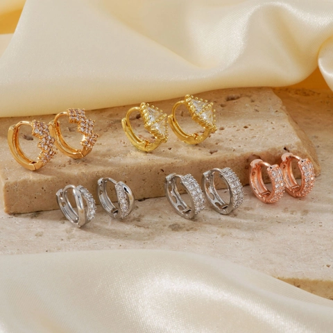 Exquisite Unique Zirconia Stud Earrings For Women Niche Design High-End Sense Geometric Copper Hoop Earrings Party Jewelry