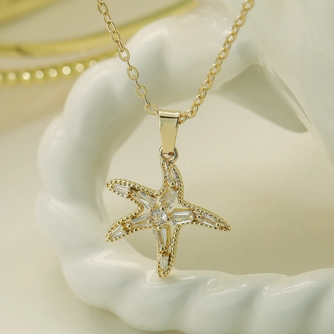 Elegante Collana Con Pendente a Stella Marina in Rame Con Intarsio di Zirconia Placcato Oro Argento Gioielli da Donna Catena Sottile