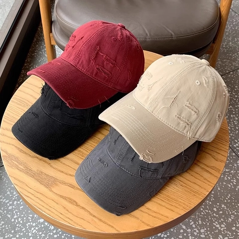 Berretto da Baseball Vintage Distressed Ripped in Cotone Lavato Design a Cupola Morbida Regolabile Streetwear Hip Hop Unisex