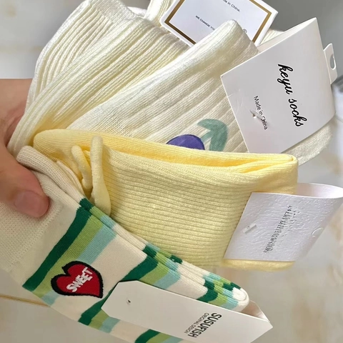 Women Cotton Blend Crew Socks Striped Heart Floral Embroidered Fashion Socks Sweet Preppy Style Mid Calf Socks Daily Wear