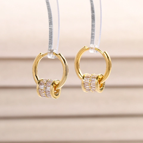 Orecchini a Cerchio in Rame Placcato Oro 18K con Zirconia Eleganti Orecchini a Bottone con Ciondolo a Vita Sottile per Donna Gioielli di Moda