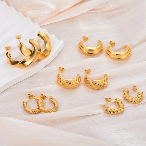 Trendy 18K Gold Plated Stainless Steel C Shape Hoop Earrings For Women Retro Twisted Geometric Chunky Ear Jewelry Waterproof