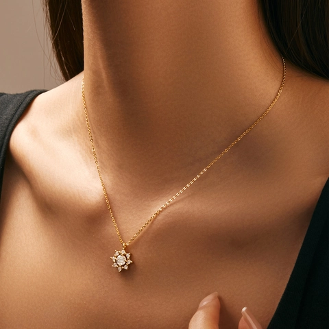 925 Sterling Silver Moissanite Snowflake Pendant Necklace Gold Plated D Color VVS1 With GRA Certificate For Women Jewelry