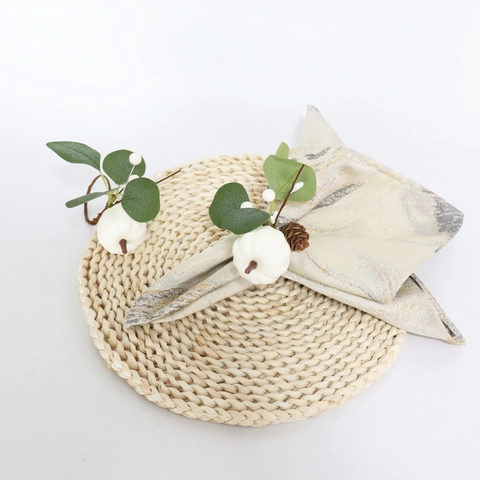 Ronds De Serviette Citrouille Avec Pomme De Pin Mousse Feuille Satin Eucalyptus Automne Thanksgiving Décor De Table