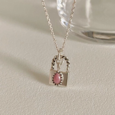 Collana In Argento Sterling 925 Con Ciondolo A Lucchetto Pietra Rosa Dettaglio Corda Intrecciata Vintage Gioielli Da Donna
