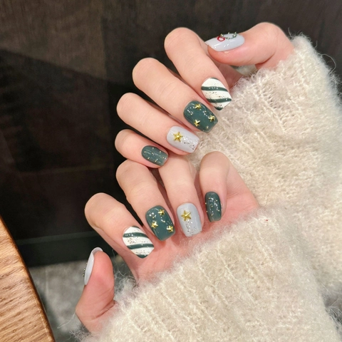 Uñas Postizas Hechas A Mano Navidad Estrella Corona Verde Gris Bloque De Color Forma Ataúd Corto Para Mujeres