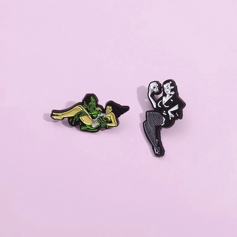 Gothic Vintage Horror Film Emaille Pin Legierung Skelett Mädchen Und Sumpfmonster Brosche Für Halloween Kleidung Tasche Zubehör