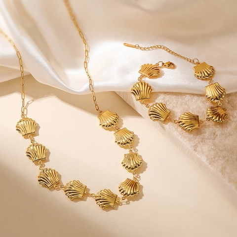 Collana Con Ciondolo A Conchiglia Placcata Oro 18K Acciaio Inossidabile Gioielli Di Moda Per Donna