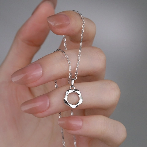 Mobius Ring Ketting S925 Sterling Zilver Gegolfde Ronde Cirkel Hanger Minimalistische Elegante Sleutelbeen Ketting Sieraden
