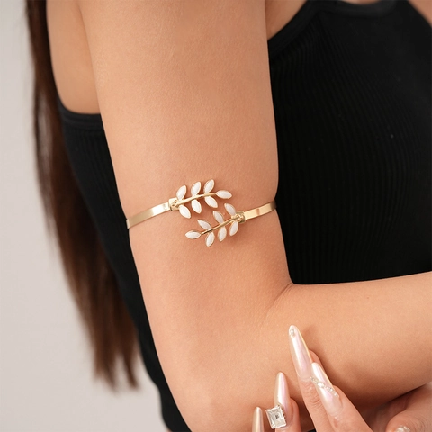 Blad Manchet Armband Voor Dames Legering Witte Druppelolie Verstelbaar Open Geometrisch Plantontwerp Sieraden