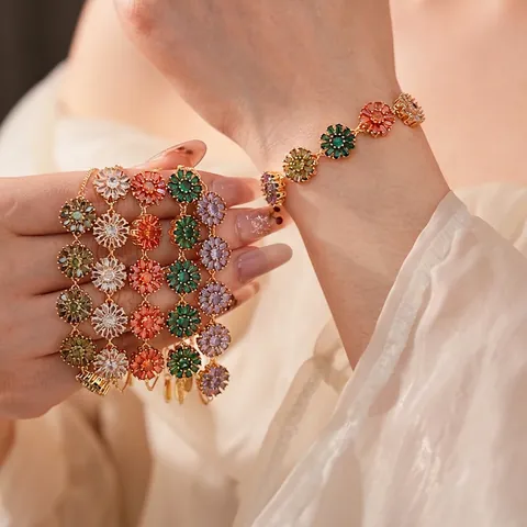Bracelet Fleur Cuivre Plaqué Or Zircone Marguerite Ajustable Délicat Élégant Bijoux De Mode Pour Femmes