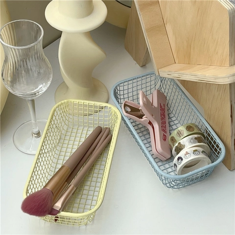 Ins Style Desktop Storage Basket Metal Wire Mesh Organizer For Office Stationery Cosmetics Home Desktop Iron Tray