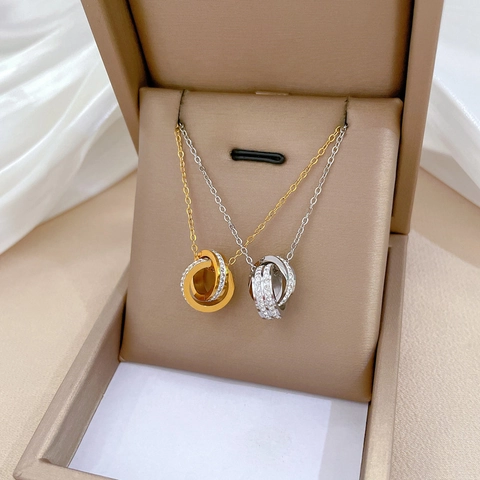 Ineinandergreifende Doppelte Dreifache Ringe Halskette Titanstahl Strahlende Steine Vergoldet Minimalistischer Schmuck Damen Style