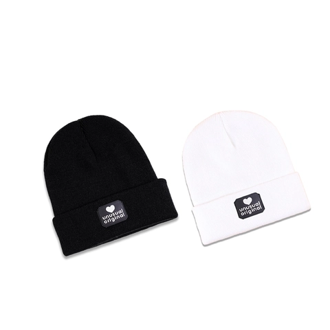 Winter Knitted Beanie Hat Warm Acrylic Ribbed Cuffed Cap With Heart Unusual Original Patch For Men Women