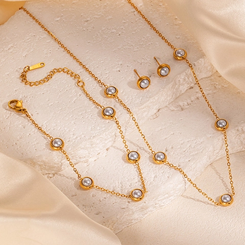 Set di Gioielli in Acciaio al Titanio con Perline Rotonde per Donna Moda Collana Oro Bracciale Orecchini con Perla Artificiale