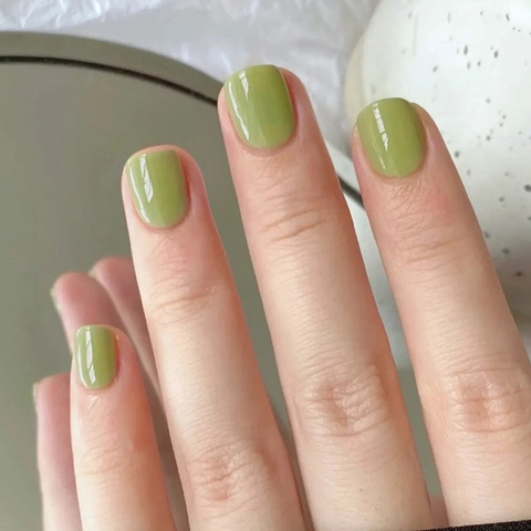 Press On Nails Short Square Matcha Green Glossy Artificial False Finger Nails Full Cover For Women