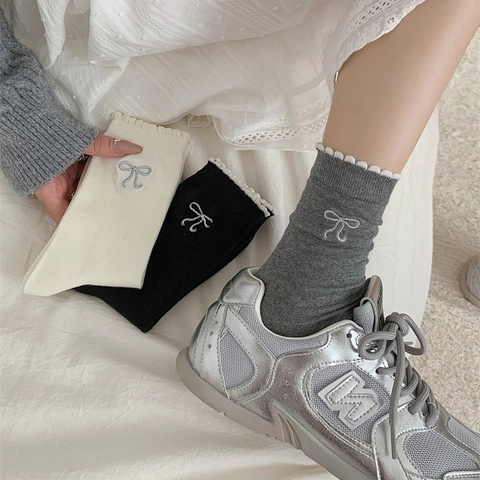 Women Crew Socks Cotton Blend Silver Bow Embroidery Ruffle Trim Lettuce Edge Sweet Balletcore Style Soft