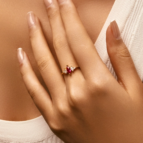 Vergoldeter Ring Aus 925 Sterling Silber Marquise Taubenblutrot Und Weißer Zirkonia Vintage Eleganter Schmuck Für Damen