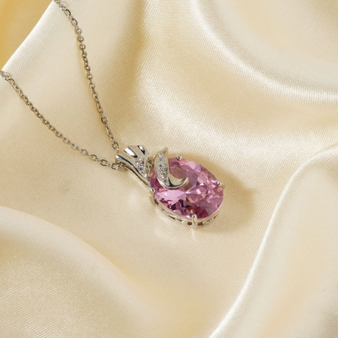 Elegante Rosa Oval Zirkonia Anhänger Halskette Für Damen Edelstahlkette Silber Galvanisiert Geometrisch Eingelegt Modeschmuck