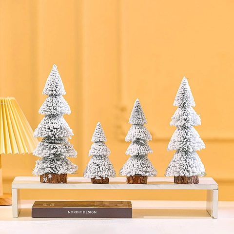 Mini Beflockter Weihnachtsbaum Verschneite Zeder Tischdeko Mit Holzsockel LED Lichter Nordischer Stil Realistisch