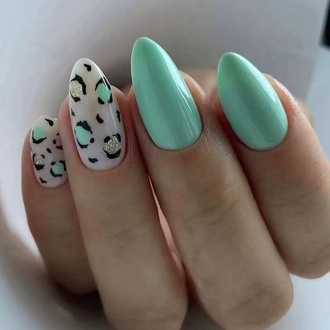 Press On Nails Long Almond Mint Green Leopard Print Glossy Artificial False Nail Tips For Women Daily Party Manicure