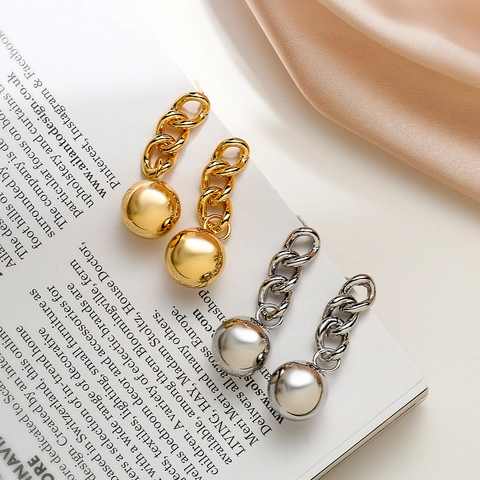 Orecchini Pendenti Con Sfera E Catena Rame Placcato Oro Geometrico Lucidato A Specchio Gioielli Da Donna