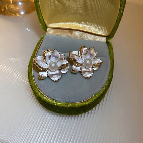 Floral Artificial Pearl Stud Earrings With 925 Sterling Silver Earring Post French Style Elegant Flower Jewelry Accessory For Women