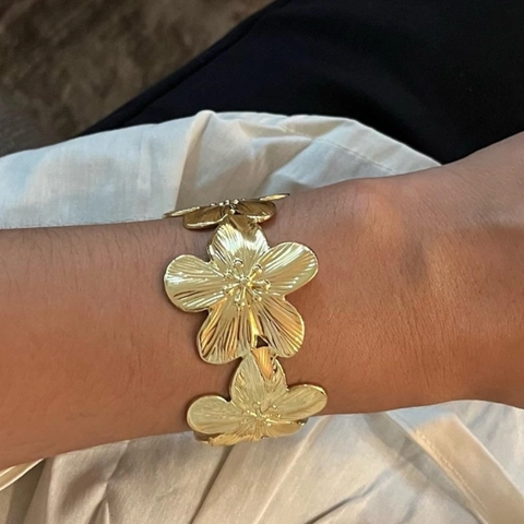 Getextureerde Bloemen Armband Roestvrij Staal 18K Verguld Florale Cuff Bracelet Elegante Vintage Sieraden Voor Dames
