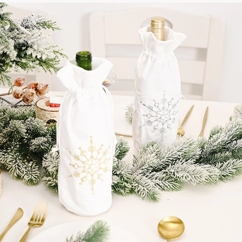 Copribottiglia Di Vino Natale Velluto Bianco Ricamo Fiocco Neve Perla Artificial Coulisse Decorazione Tavola Feste Sacchetto Regalo