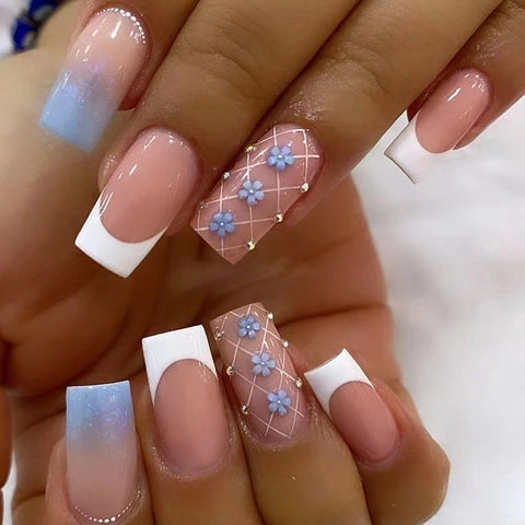 Künstliche Fingernägel Französisch Blau Farbverlauf Blume Strass Quadratisch Süßer Stil Für Frauen