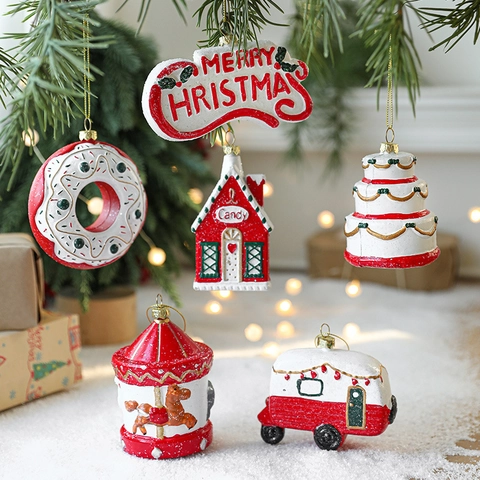 Decorazioni Appese Albero Di Natale Plastica Dipinta Casa Di Caramelle Veicolo Giostra Decorazione Festiva