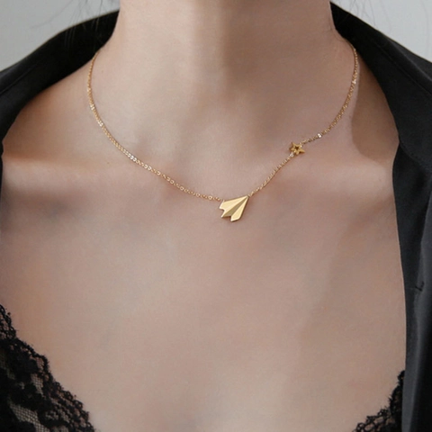 Collana Minimalista Con Ciondolo A Forma Di Aeroplano Di Carta Con Stella Acciaio Inossidabile Placcato Oro Stile Origami Gioielli Da Donna