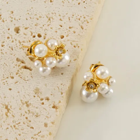 Orecchini A Lobo Fiore E Perla Artificial Per Donna Acciaio Inossidabile Placcato Oro 18K Zircone Incastonato Stile Elegante