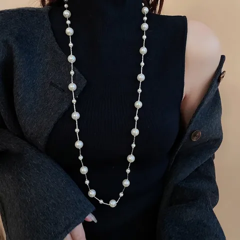 Elegant Long Imitation Artificial Pearl Necklace Minimalist Copper Chain Graduated Station Design Sweater Chain For Women