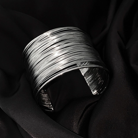 Übertriebener Breiter Mehrlagiger Linien Legierung Armreif Moderner Punk Geometrischer Offener Manschetten Armband Schmuck