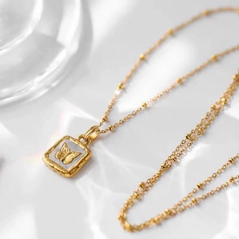 Collana Con Pendente Quadrato A Farfalla Acciaio Al Titanio Madreperla Placcato Oro 18K Catena Satellite Gioielli Eleganti Da Donna