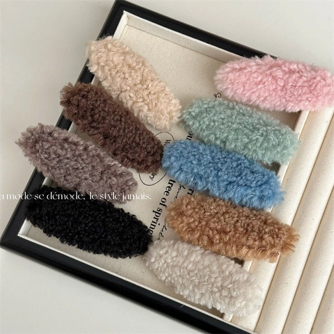 Women Lamb Wool Hair Clip Warm Plush Oval Duckbill Barrette Soft Candy Color Side Fringe Autumn Winter Hairpin