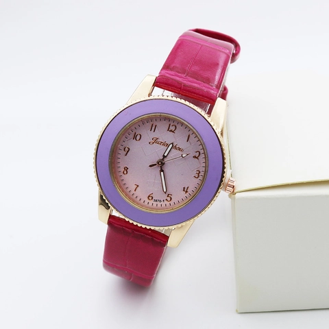Women's Quartz Watch Fashion Casual Alloy Case Crocodile Pattern PU Leather Strap Arabic Numerals Clover Dial