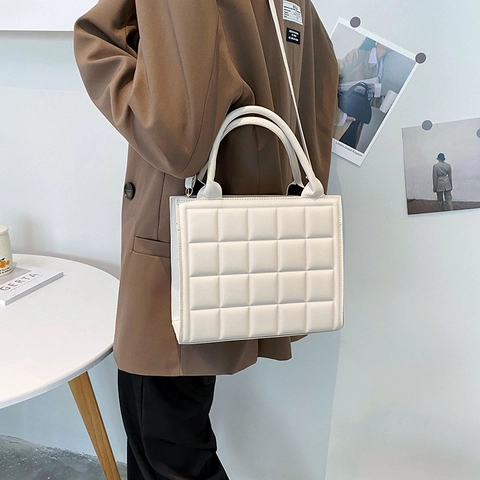 Sac À Bandoulière Carré Vertical Matelassé Cuir PU Broderie Losange Sac À Main Crossbody Pour Femme Mode Rétro Couleur Unie