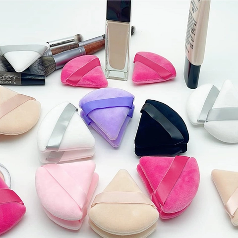Triangle Flocked Powder Puff Soft Sponge For Face Makeup Setting Loose Powder Foundation Applicator With Ribbon Handle