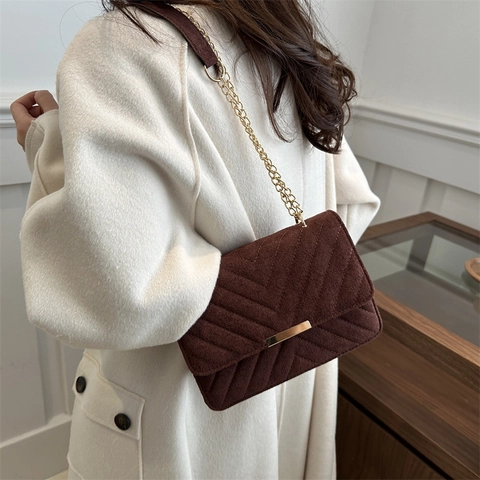 Retro Suède PU Gewatteerde Schoudertas Met Gouden Ketting Mode Forens Flip Magnetische Vierkante Crossbody Tas Vrouwen