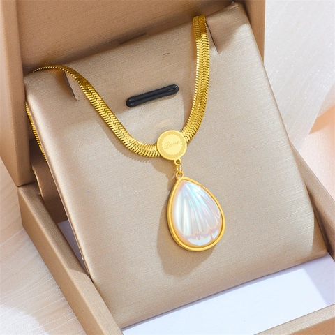 Water Drop Pendant Necklace Women Titanium Steel Shell Inlay Snake Chain Love Engraved Minimalist Elegant Gold Plated