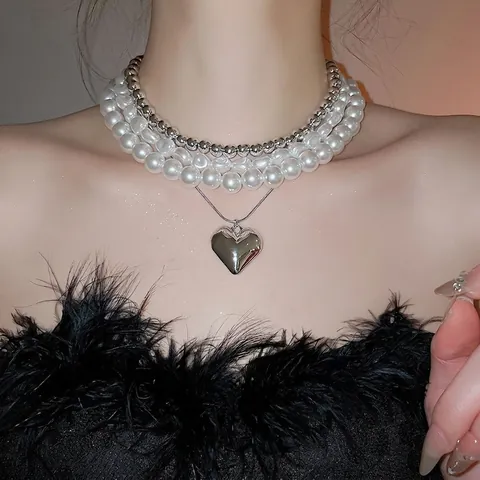 Layered Necklace With Imitation Artificial Pearl Copper Heart Pendant Metal Beads Clavicle Chain Light Luxury Elegant For Women