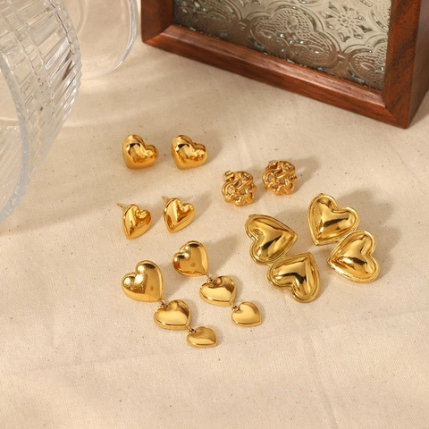 Herz Ohrringe 18K Vergoldeter Edelstahl Minimalistisch Schick Zierlich Liebe Tropfen Stecker Ohrschmuck Damen Geschenk