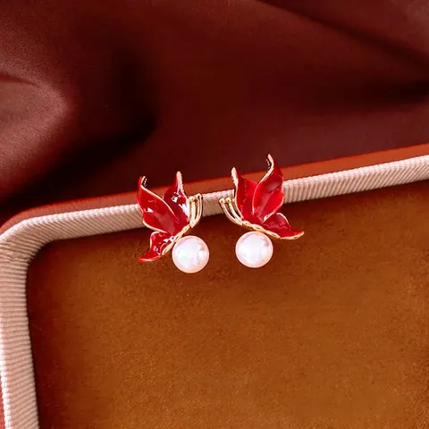 Rote Schmetterling Künstliche Perlenohrringe Mit Silbernem Ohrstecker Kupfer Vergoldet Emaille Französischer Vintage Eleganter Schmuck Frauen